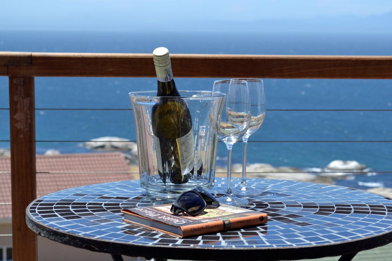 Oceans Drift (Adults Only) Hotel Cape Town Bagian luar foto