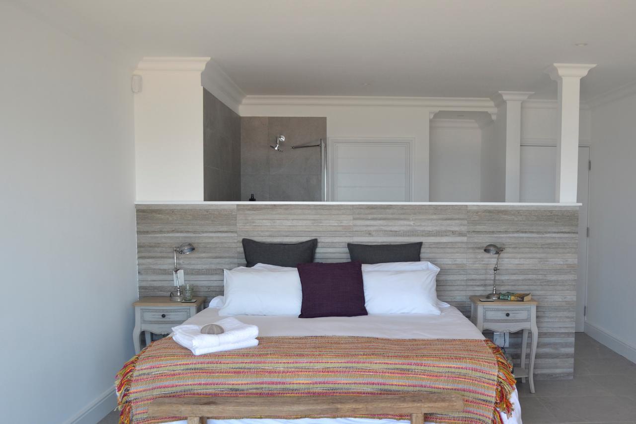 Oceans Drift (Adults Only) Hotel Cape Town Bagian luar foto