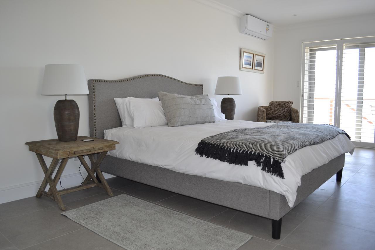 Oceans Drift (Adults Only) Hotel Cape Town Bagian luar foto